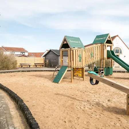 Holiday home Vissershuisje 178 With Parking By Interhome *