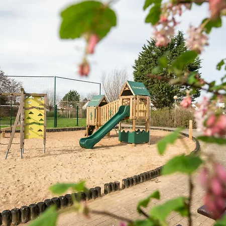 Vissershuisje 178 With Parking By Interhome Дом отдыха *